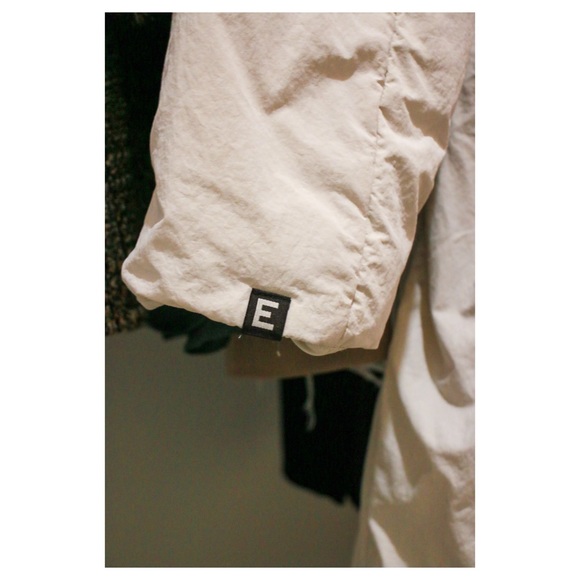 Everlane Duvet Puffer - Cream Puffer Jacket - Picture 8 of 16